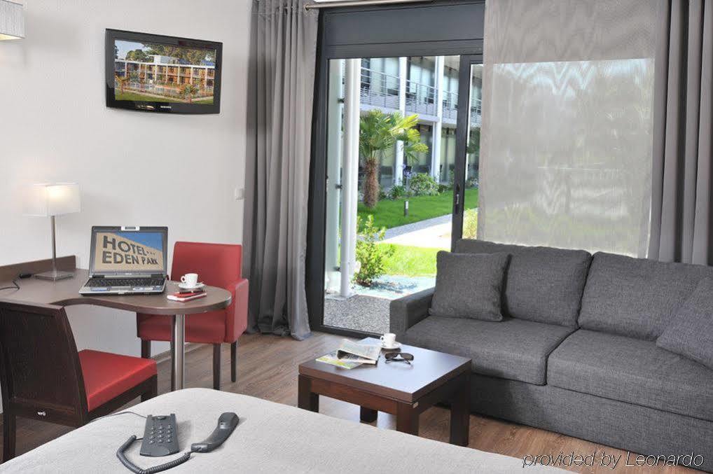 Hotel Eden Park Pau Est, Avec Piscine Esterno foto